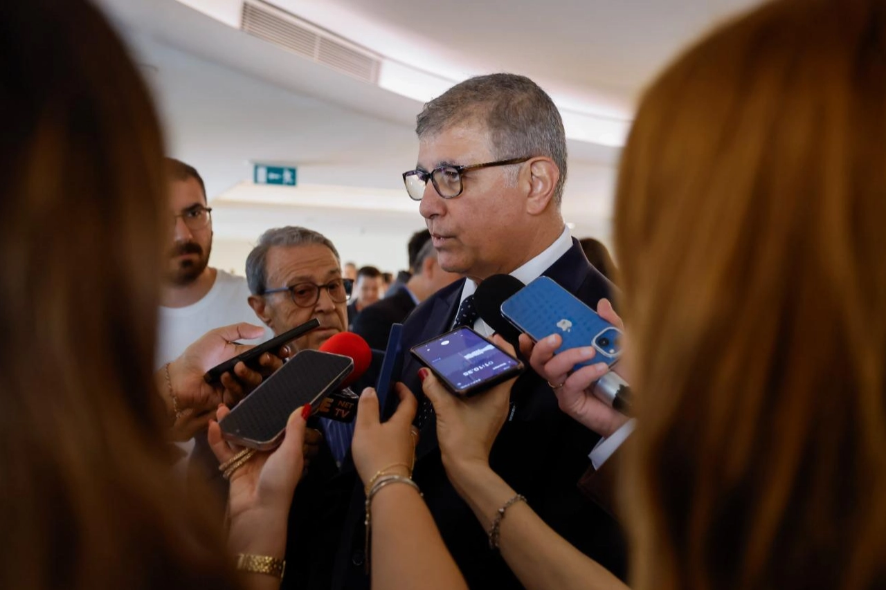 İzmir Büyükşehir Belediye Başkanı Dr. Cemil Tugay, Göztepe’ye İnciraltı’nda arazi