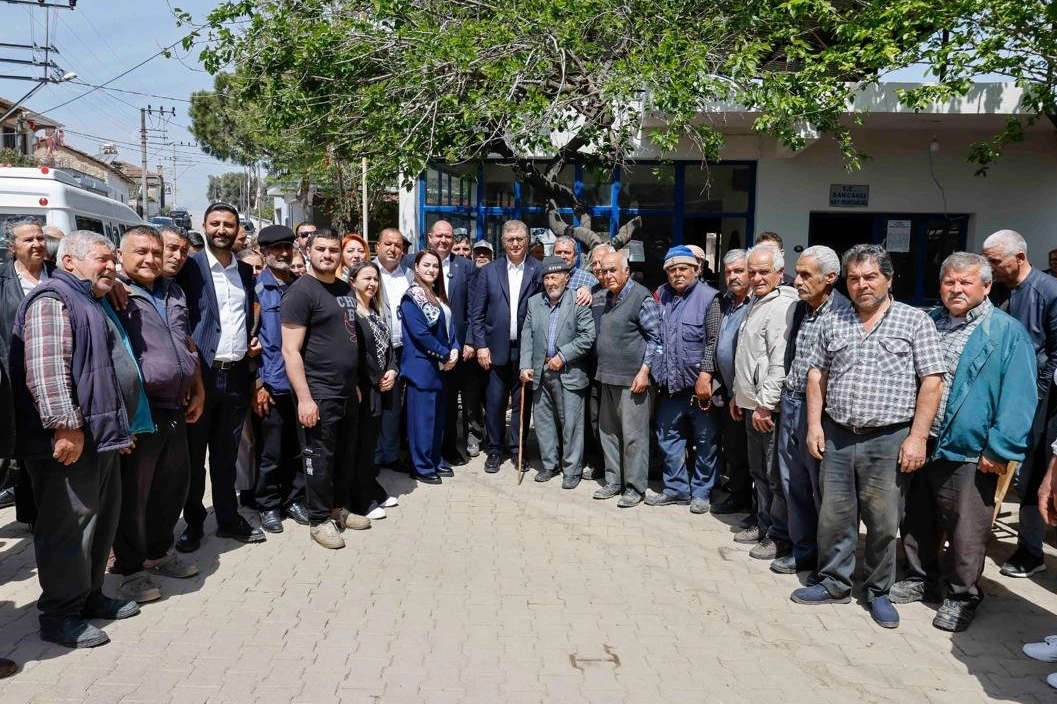 İzmir Büyükşehir Belediye Başkanı Dr. Cemil Tugay, önemli tarım merkezlerinden