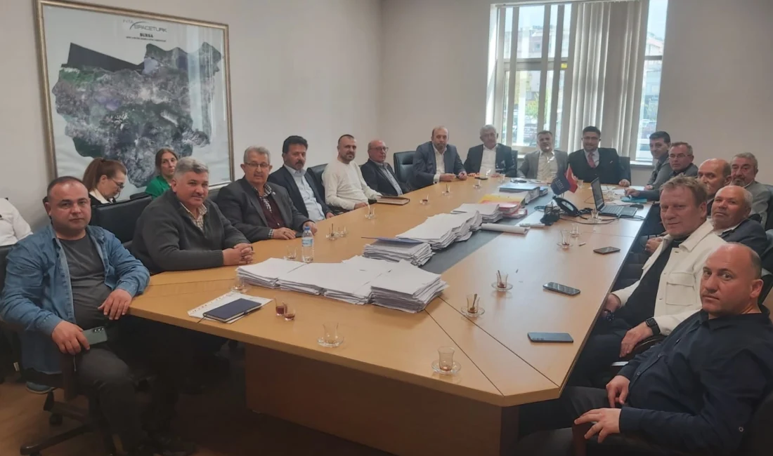 Bursa Büyükşehir Belediyesi tarafından ziraat odalarının katılımıyla düzenlenen toplantıda, üreticilere