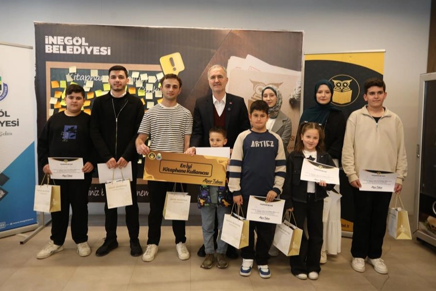 Bursa’da İnegöl Belediyesi, Kütüphaneler Haftası etkinlikleri kapsamında 5 Nöbetçi Kitaphanenin
