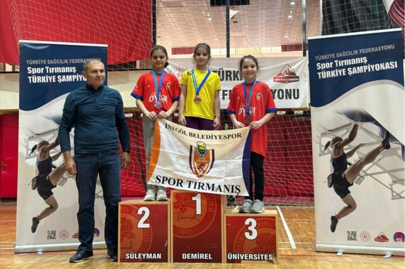 Bursa’da İnegöl Belediye Spor Kulübü dağcılık branşı sporcuları, Isparta’da yapılan