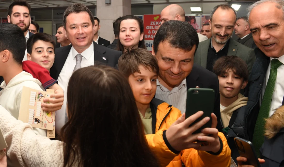 Bu yıl 22’incisi düzenlenen Bursa Kitap Fuarı, kapılarını açtı. Osmangazi