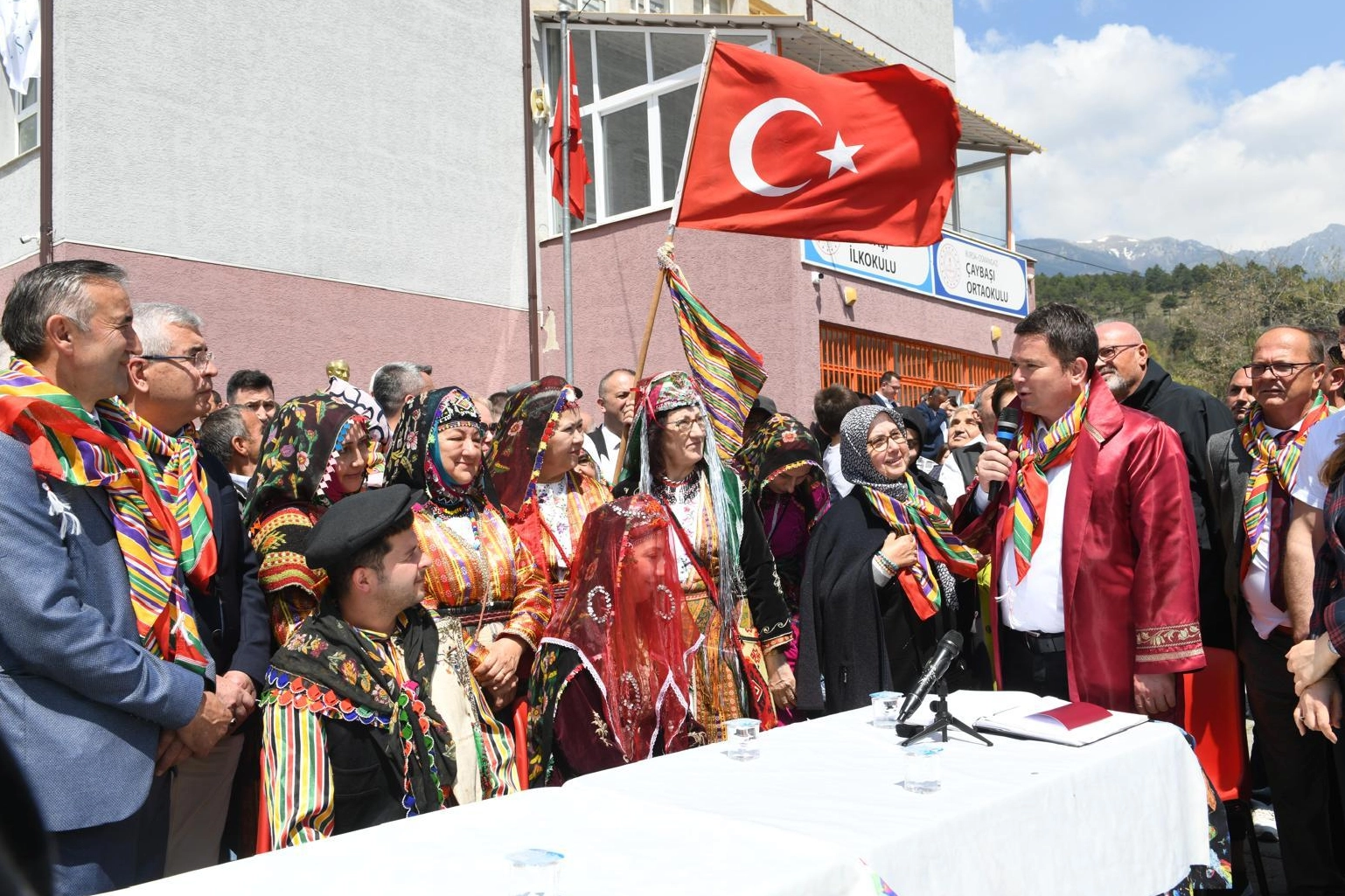 Bursa’da Osmangazi Belediyesi tarafından bu yıl 20’incisi düzenlenen Osman Gazi’yi