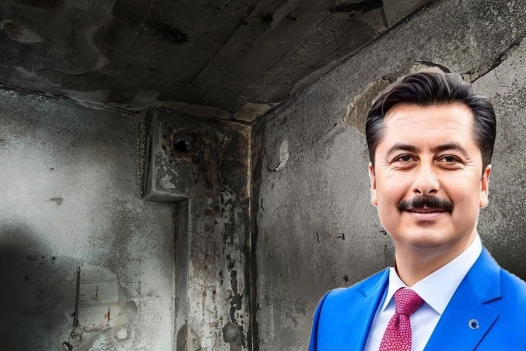 Bursa’da Yenişehir Belediye Başkanı Ercan Özel, Çayır Mahallesi’nde çıkan yangında