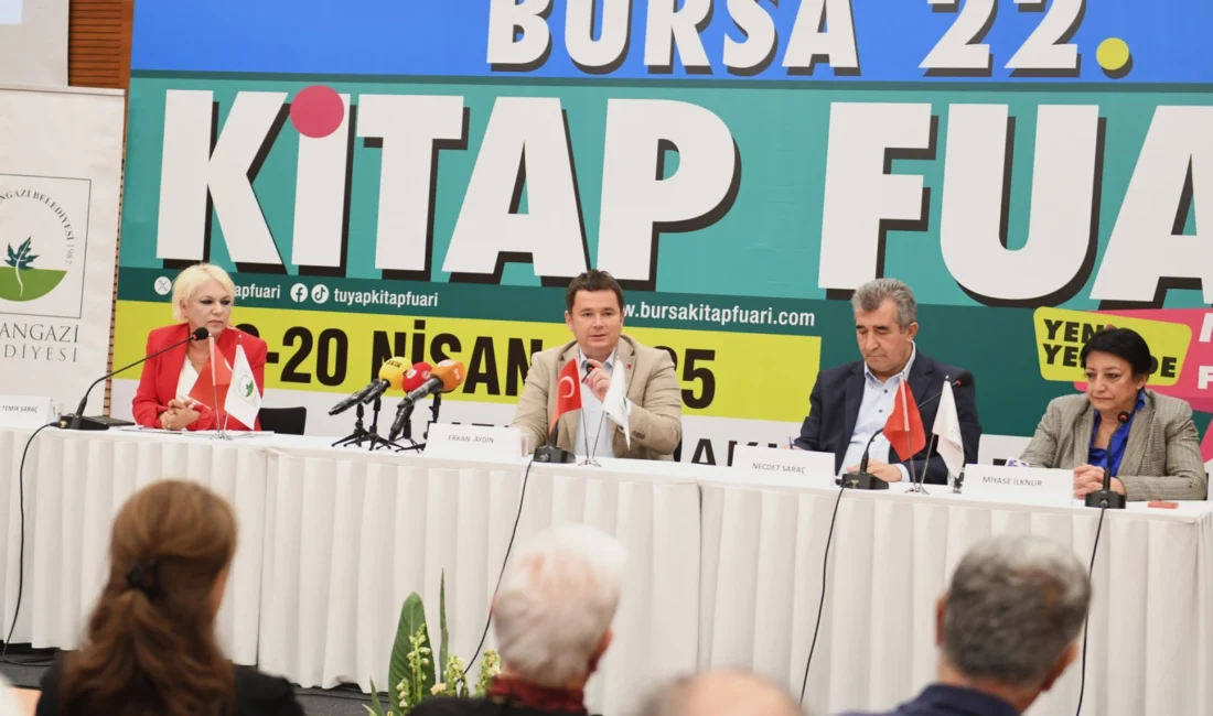 Bu yıl 22’incisi düzenlenen Bursa Kitap Fuarı’nda Osmangazi Belediye Başkanı