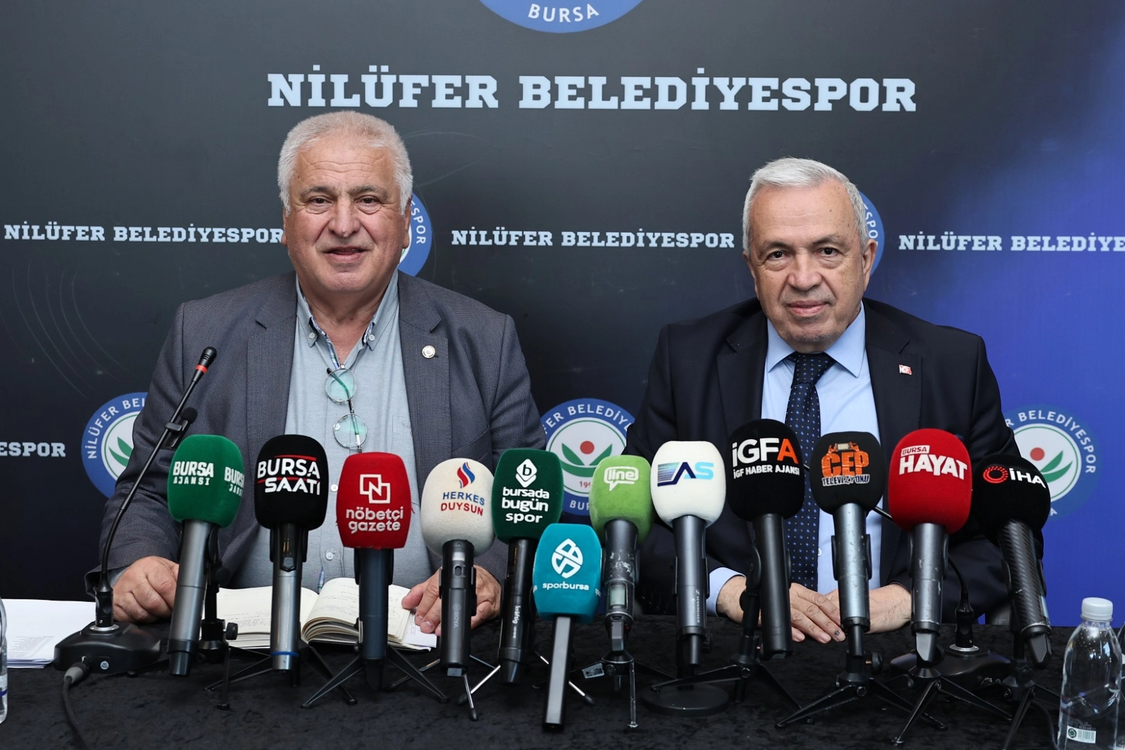 Nilüfer Belediye Başkanı Şadi Özdemir, Nilüfer Belediyespor Kulübü’nün farklı branşlarda