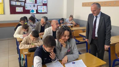 Bursa’da Nilüfer Sadettin Türkün Ortaokulu, “Ailemle Eğitim Yolculuğu” projesi kapsamında