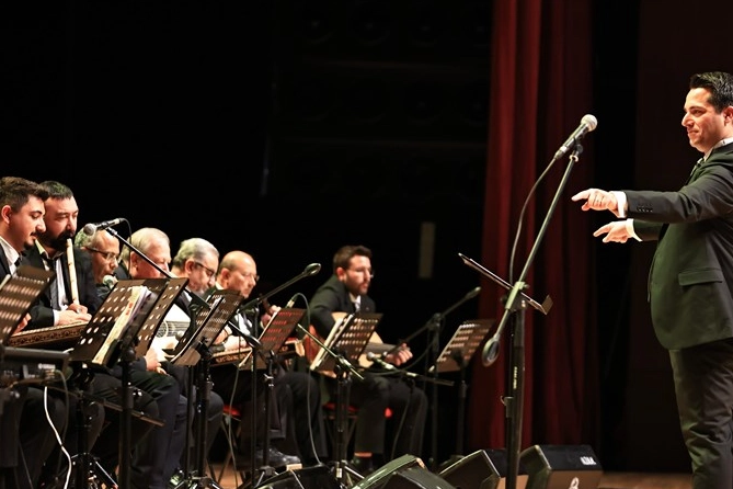Sanatın ve sanatçının en büyük destekçisi Denizli Büyükşehir Belediyesi tarafından