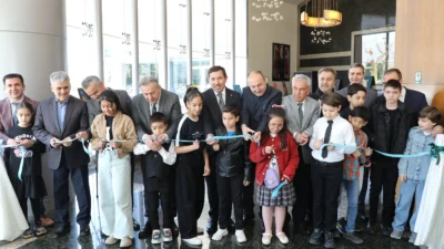 Konya Karatay Belediyesi Hizmet Binası girişinde açılan sergide, Görsel Sanatlar