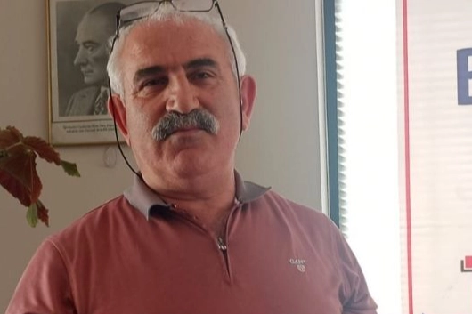 Edirne’de Tüm Emeklilerin Sendikası Keşan Temsilcisi Ahmet Erkan, yazılı yaptığı