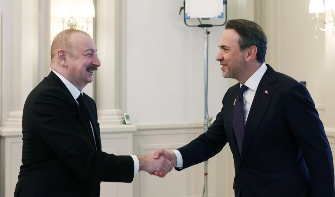 Enerji ve Tabii Kaynaklar Bakanı Alparslan Bayraktar, Azerbaycan Cumhurbaşkanı İlham