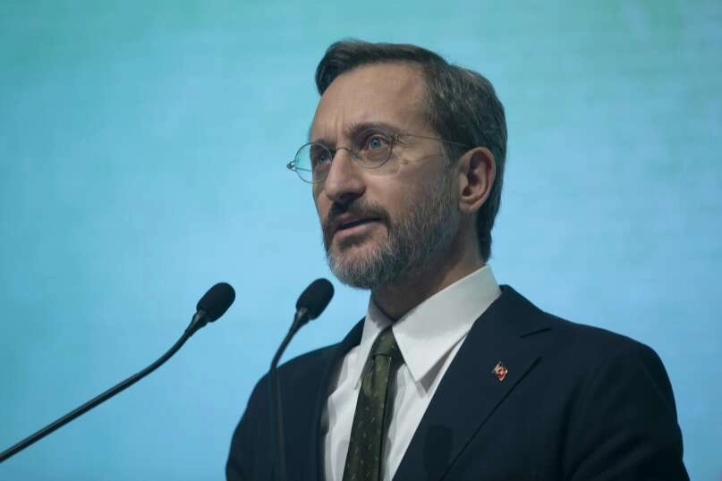 Cumhurbaşkanlığı İletişim Başkanı Fahrettin Altun, ana muhalefet partisinde yaşanan iç