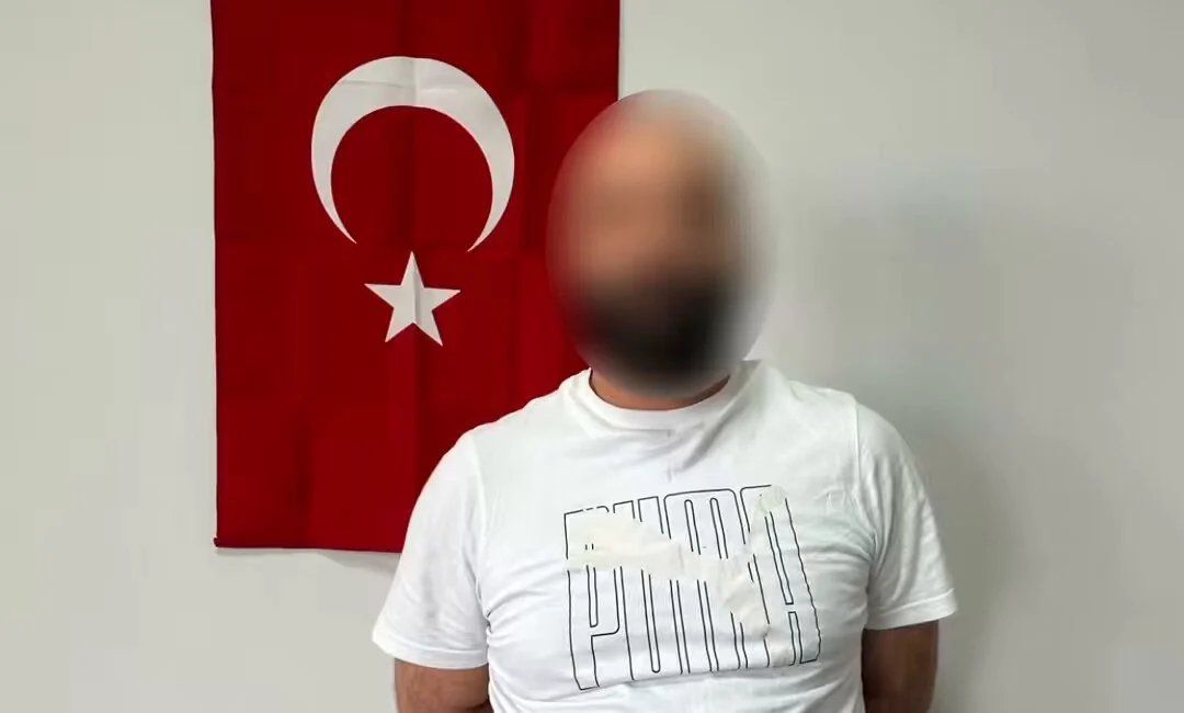 Gürcistan’a kaçan kırmızı bültenle aranan H.A., H.D., İ.B., Ö.T. ve
