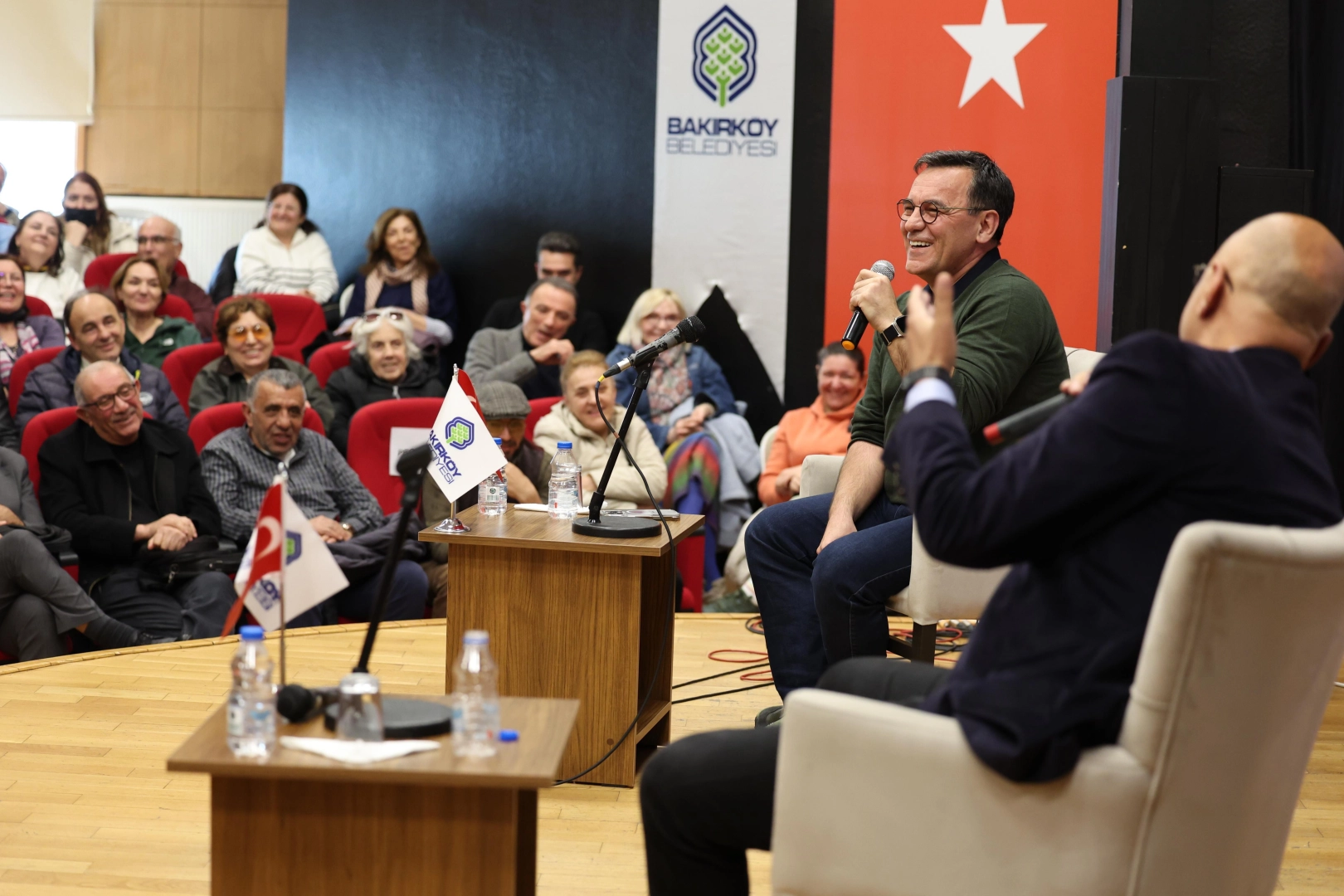 İstanbul’da Bakırköy Belediyesinin her hafta İspirtohane Kültür Merkezi’nde düzenlediği “Bakırköy