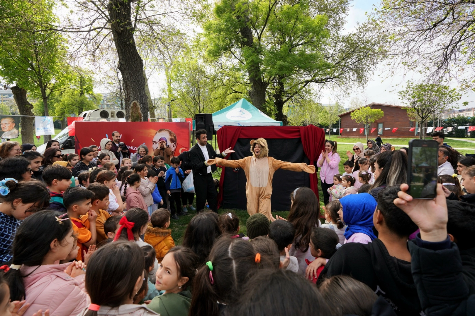 Beylikdüzü Belediyesi’nin 23 Nisan Ulusal Egemenlik ve Çocuk Bayramı dolayısıyla
