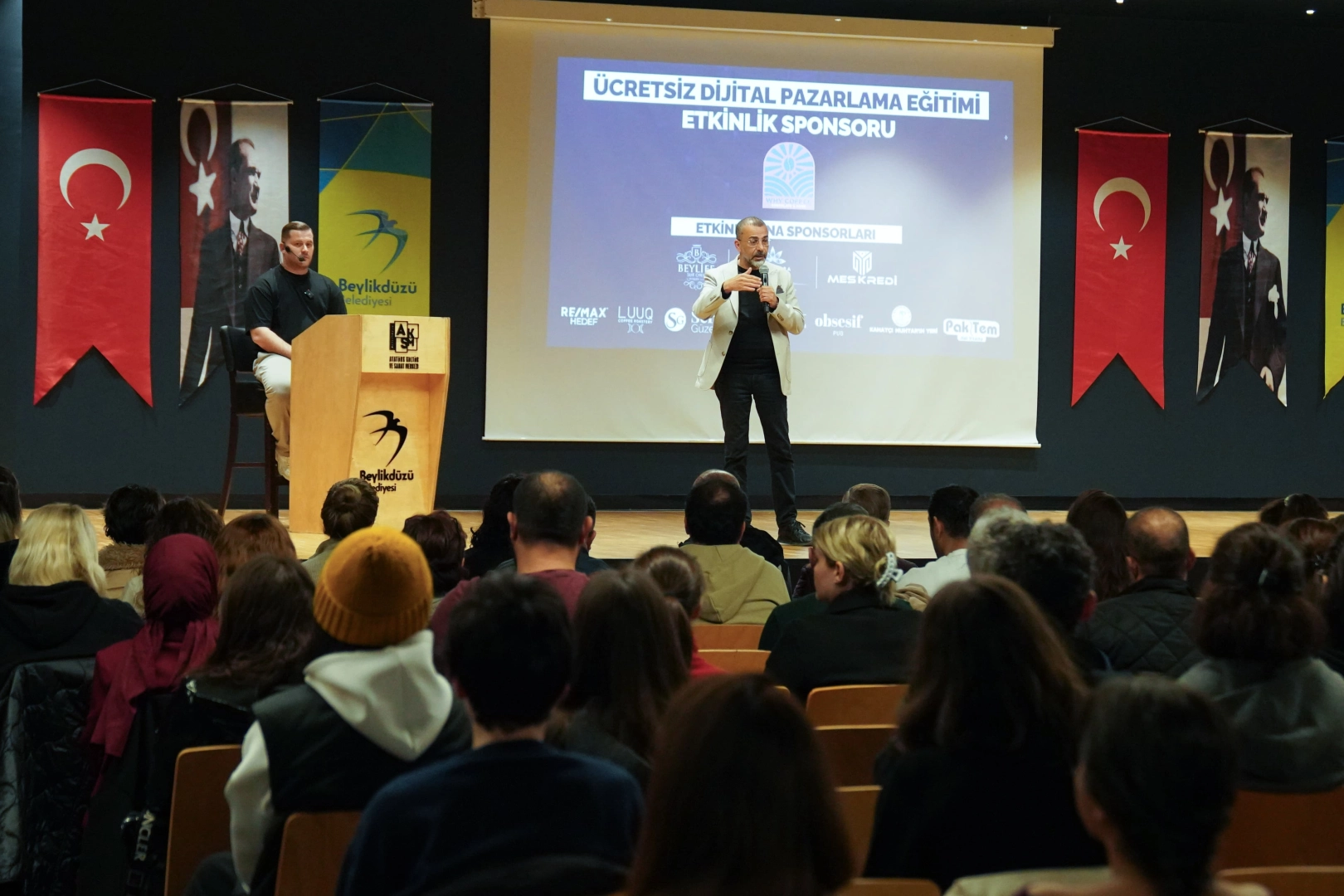 İstanbul Beylikdüzü Belediyesi’nin BTM Sosyal Medya iş birliğiyle düzenlediği dijital