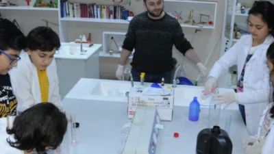 İstanbul Valiliği, sosyal medya ve bazı medya organlarında, öğretmenlerin “açığa