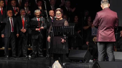 İzmir Gaziemir Belediyesi Türk Halk Müziği Korosu, Şef Ali Hikmet