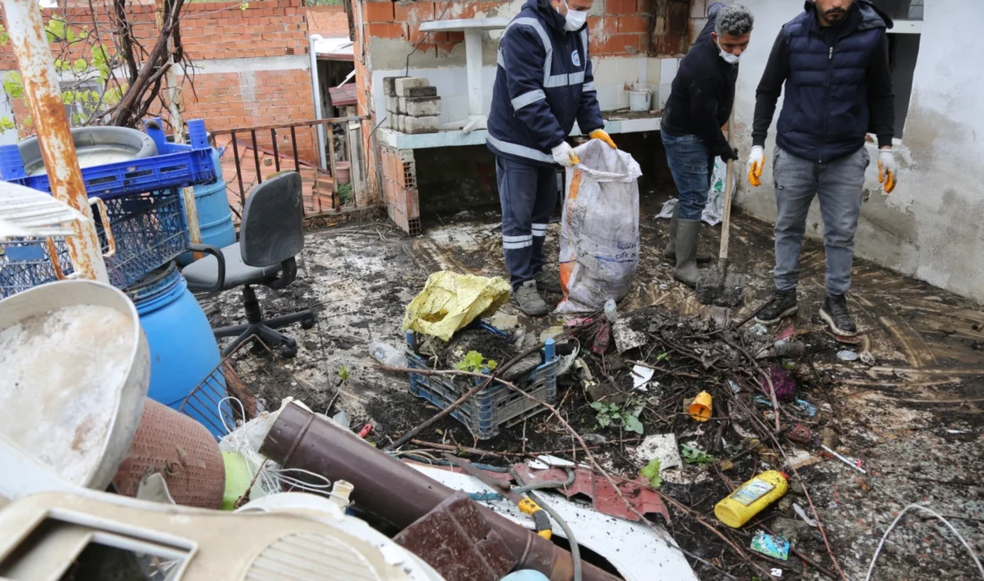 Efes Selçuk Belediyesi Temizlik İşleri Müdürlüğü, ilçenin 14 Mayıs Mahallesi’nde