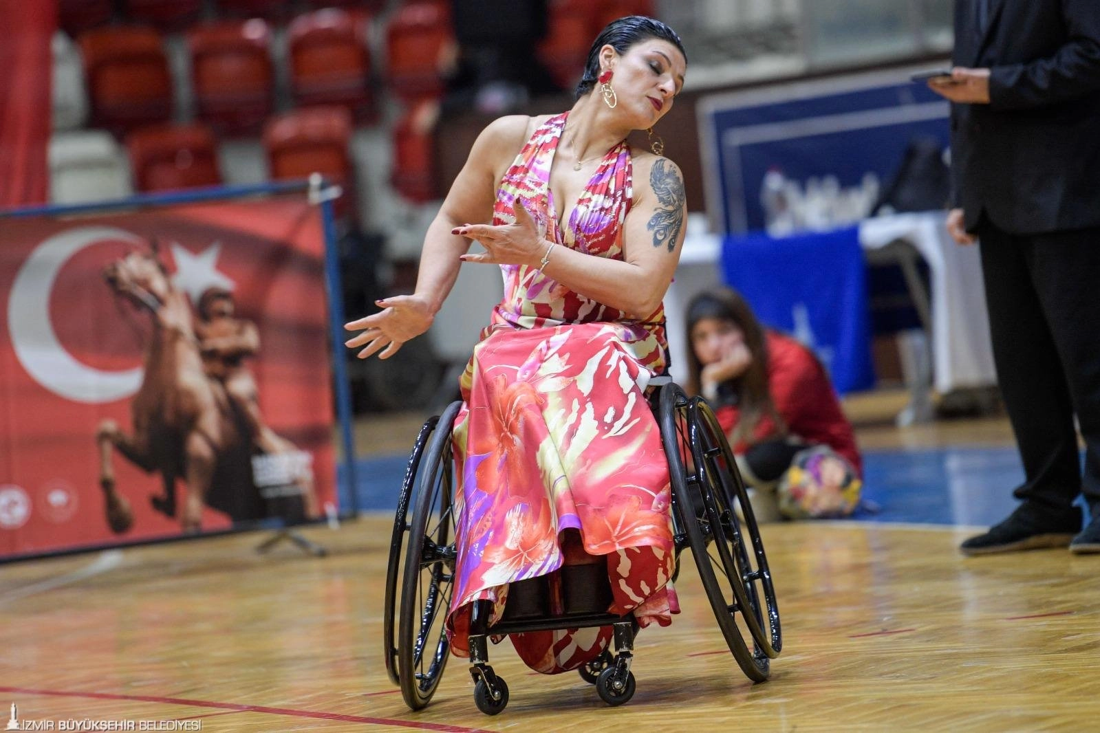 Para Dans Türkiye Şampiyonası, İzmir Büyükşehir Belediyesi’nin desteğiyle “Engelleri Dansla