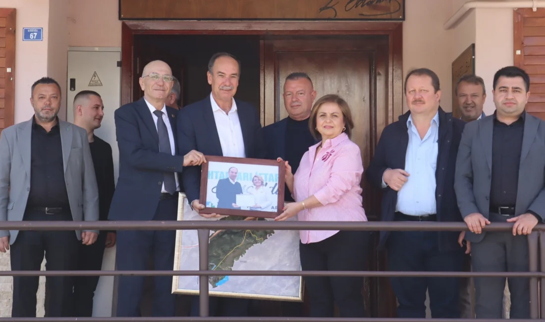 İzmit Belediyesi, mahalle ziyaretleri kapsamında Karaabdülbaki Mahallesinde incelemelerde bulundu KOCAELİ