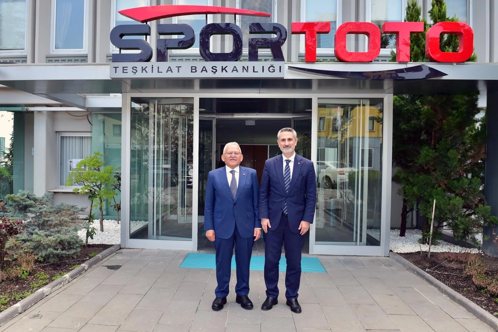 Kayseri Büyükşehir Belediye Başkanı Dr. Memduh Büyükkılıç, Ankara’da, Spor Toto