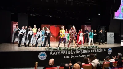 Kayseri Büyükşehir Belediyesi’nin kültür sanat etkinliklerinden çocuklara yönelik Mikrobik ve