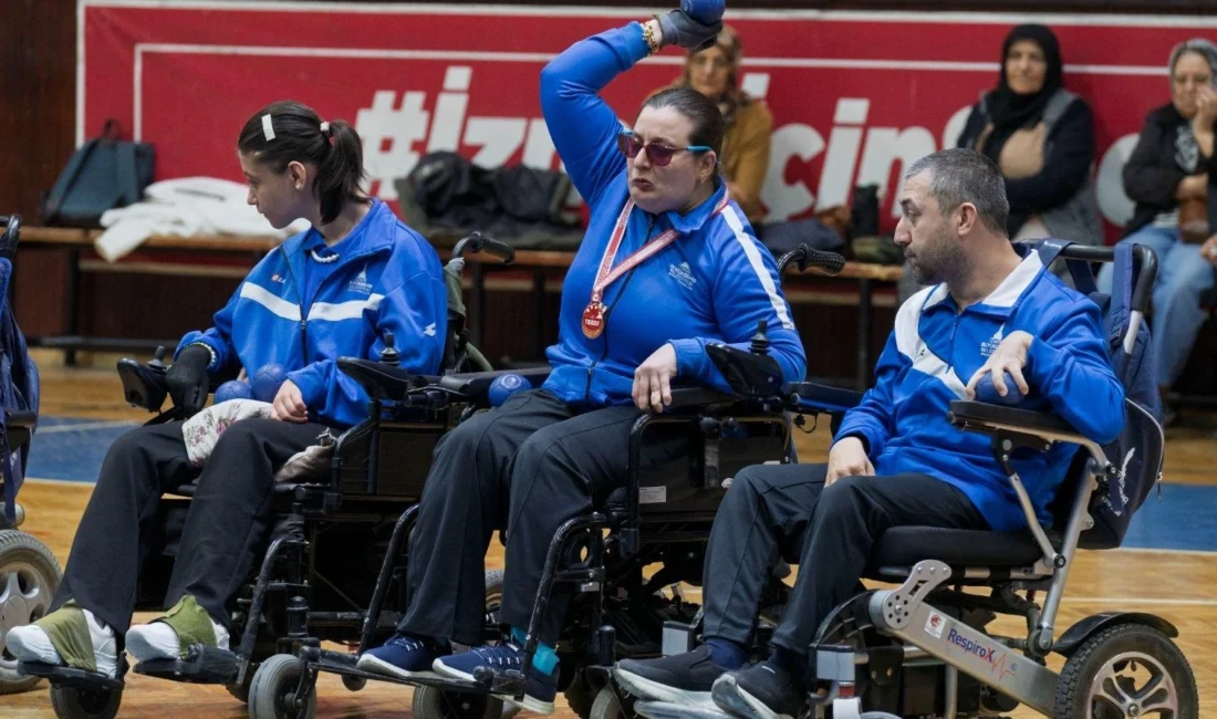 İzmir Büyükşehir Belediyesi’nin Serebral Palsili sporcusu Sinem Gökten, Türkiye Boccia
