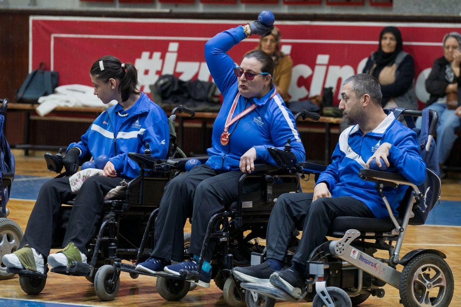 İzmir Büyükşehir Belediyesi’nin Serebral Palsili sporcusu Sinem Gökten, Türkiye Boccia
