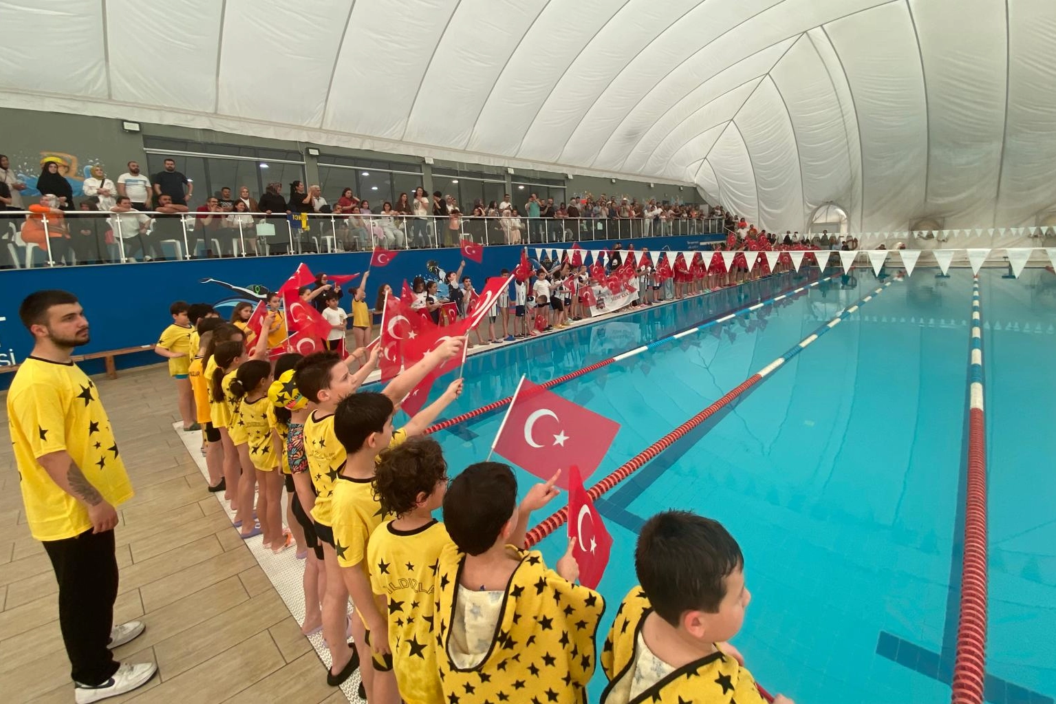 Kocaeli’de İzmit Belediyesi Spor İşleri Müdürlüğü, 23 Nisan Ulusal Egemenlik