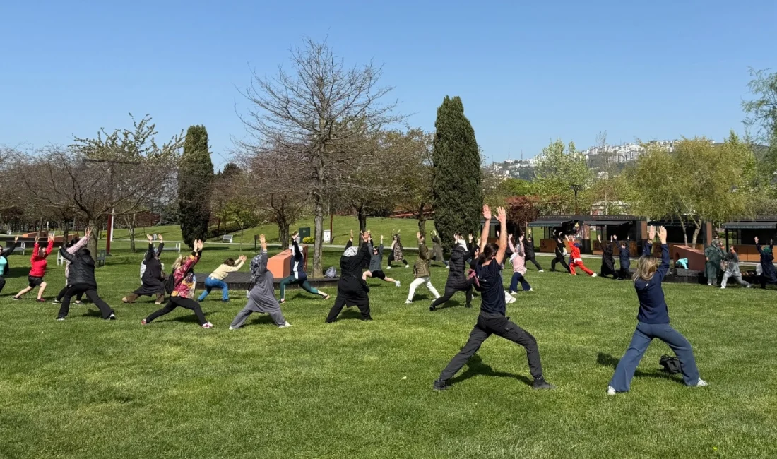 İzmit Belediyesi Spor İşleri Müdürlüğü Sağlıklı Yaşam Yürüyüşünü, SEKA Park’ta