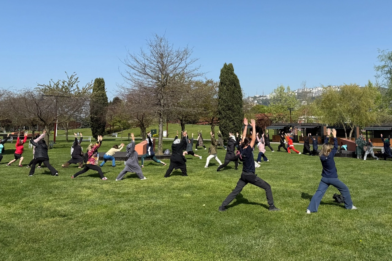 İzmit Belediyesi Spor İşleri Müdürlüğü Sağlıklı Yaşam Yürüyüşünü, SEKA Park’ta