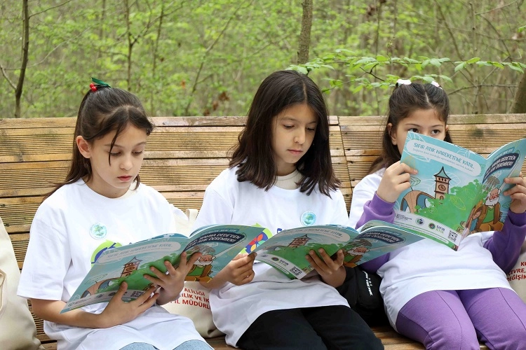 Kocaeli Büyükşehir Belediyesi, “Uluslararası Sıfır Atık Haftası” kapsamında öğrencilere yönelik