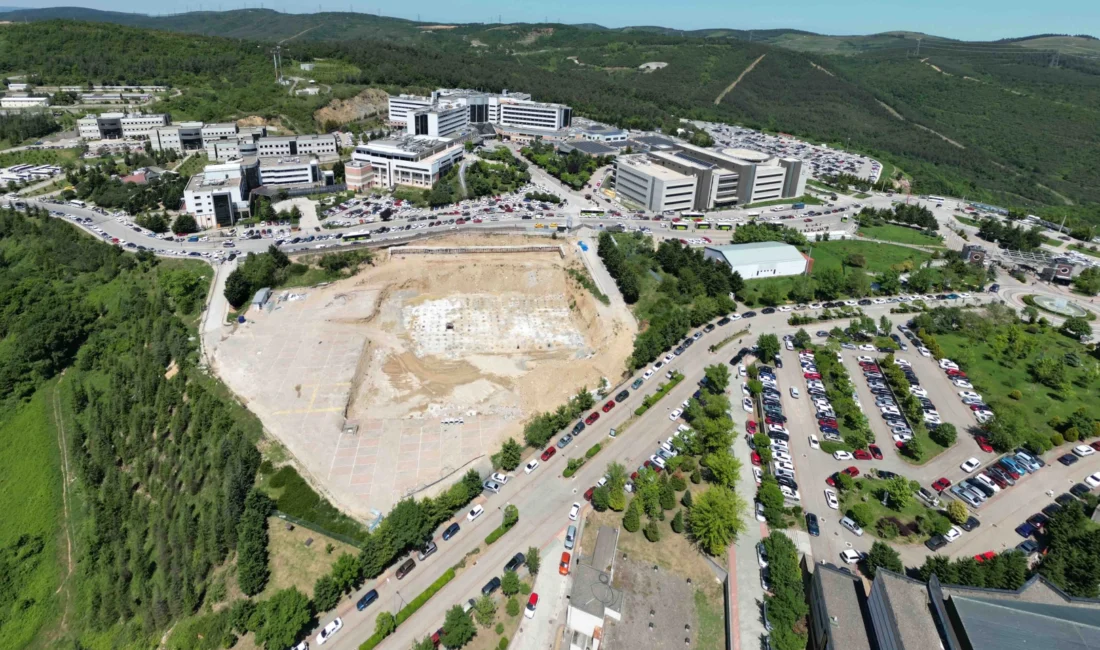 Kocaeli Büyükşehir, Umuttepe Kampüsü’nde yer alan cami ve otopark projesinde
