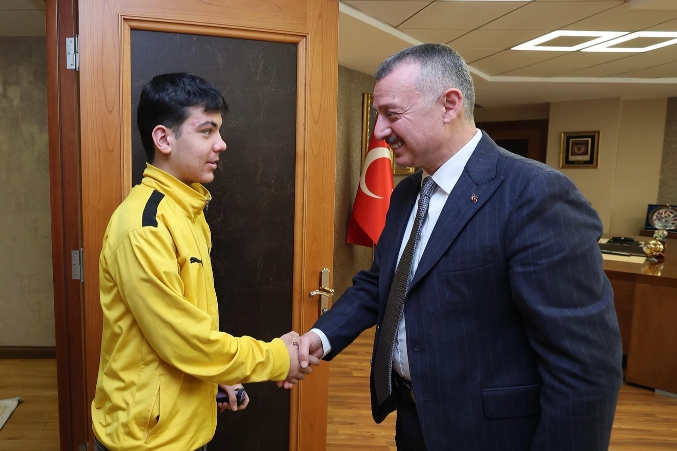 Kocaeli Büyükşehir Belediye Başkanı Doç.Dr. Tahir Büyükakın, 8 Şubat Cumartesi