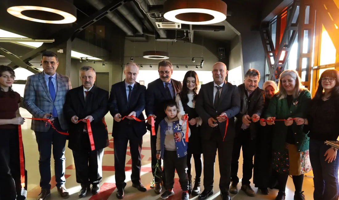 Sakarya Büyükşehir Belediyesi, sanatın kalbi olan Ofis Sanat Merkezi’nde lise