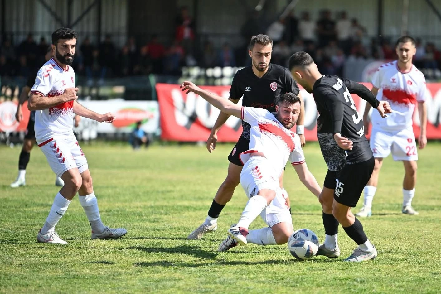 Antalya Kumluca İlçe Stadyumu’nda oynanan Bölgesel Amatör Lig 6. Grup