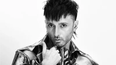 Türk pop müziğinin kendine özgü sesi ve tarzıyla en sevilen