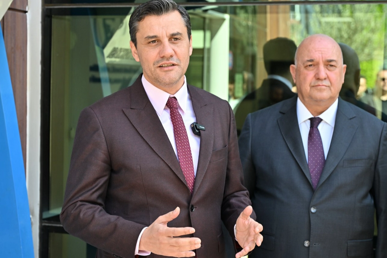Manisa Büyükşehir Belediye Başkanı Mimar Ferdi Zeyrek, vatandaşların hayatını kolaylaştıracak