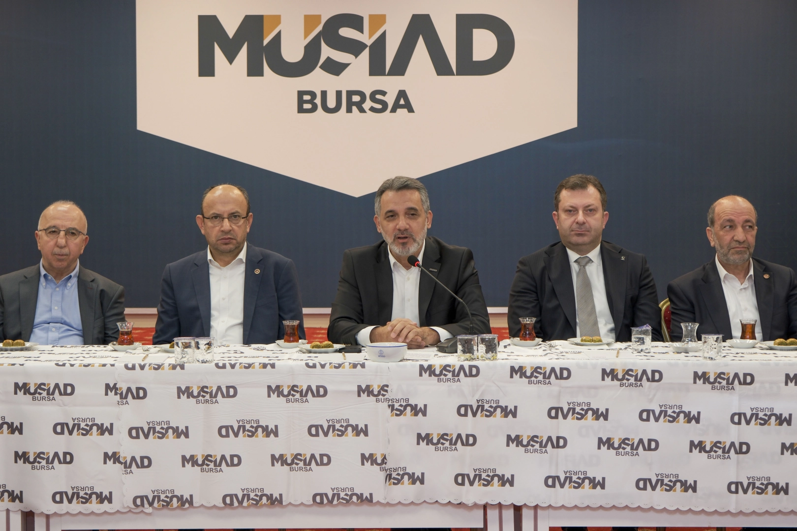 MÜSİAD Bursa Şubesi tarafından düzenlenen Ramazan Bayramı bayramlaşma programı, Başkan