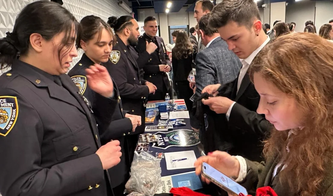 Turkish Students Association Global’in (TSA) düzenlediği “Turks Talk x Kariyer