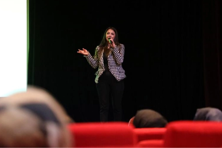 Bursa İnegöl Belediyesi, Ceren Güner Moghaddam’ın konuşmacı olarak katıldığı “Öğretimde