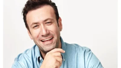 İletişim danışmanı ve yazar Özgür Aras merak ediliyor. Peki Özgür