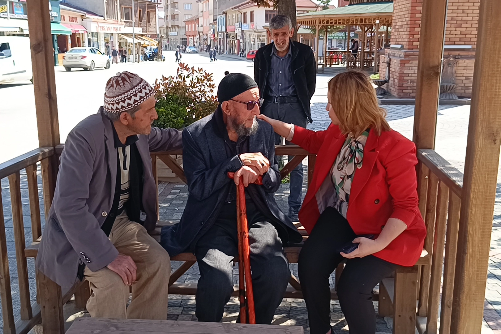 Bilecik’te Pazaryeri Belediyesi, halkla iletişimini güçlendirmeye devam ediyor. Belediye Başkanı