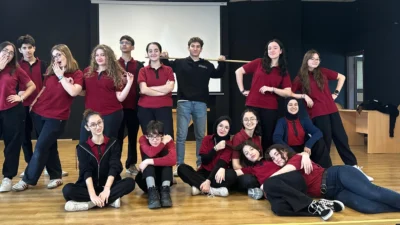 Sakarya’da geleneksel hale gelen Okullar Sahnede Liseler Arası Tiyatro Festivali’nin