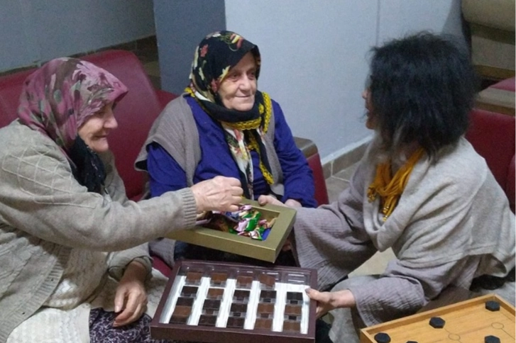 Sakarya’da Engelliler ve Güçlendirme Derneği Başkanı Fatma Kılınçer, Yönetim Kurulu