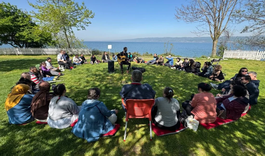 Sakarya Büyükşehir Belediyesi SGM Engelsiz Hobi Atölyeleri öğrencileri, Sapanca’nın eşsiz