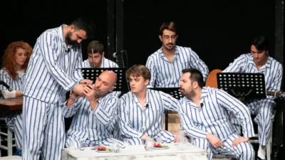 “Oyun Değişim Programı” kapsamında Bursa Şehir Tiyatrosu’nun “Süleyman ve Öbürsüler”