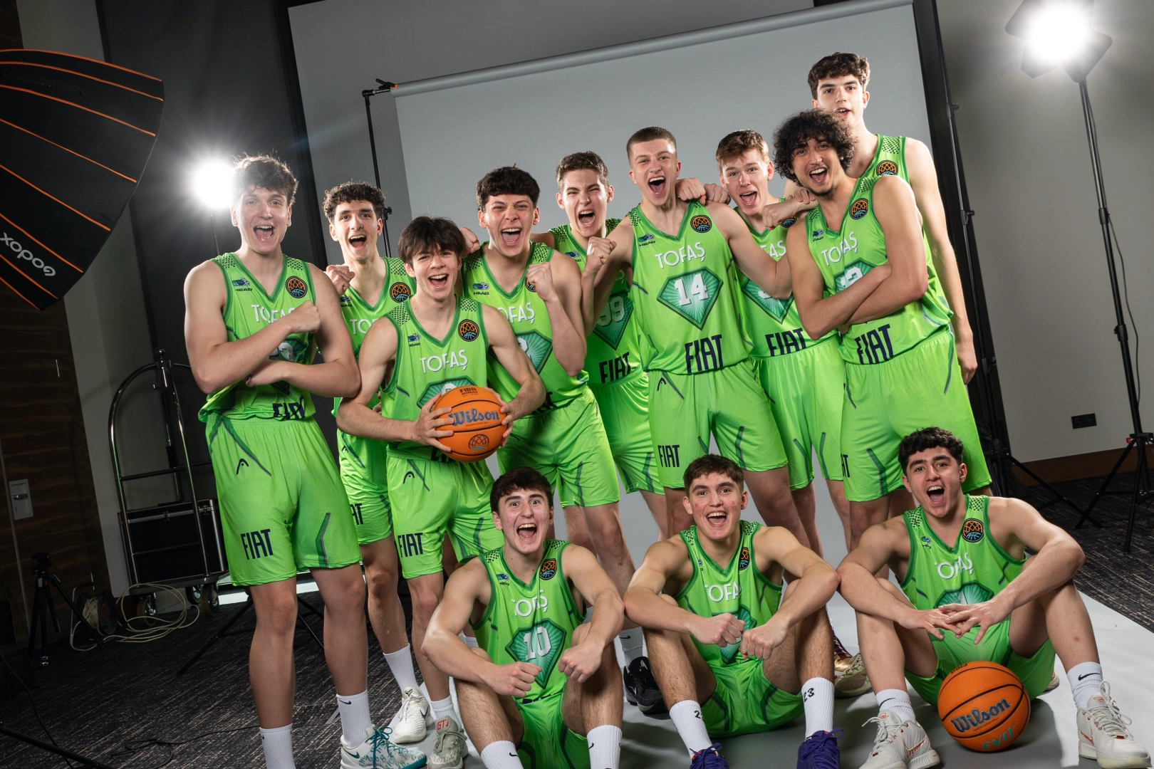 TOFAŞ U18 Genç Takımının da yer aldığı ve 22-27 Nisan