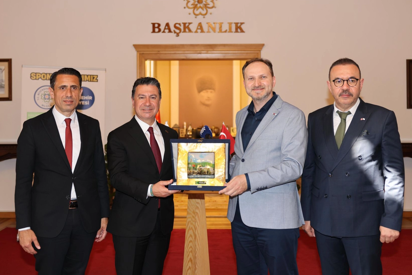 Yeşilay Genel Başkanı Doç. Dr. Mehmet Dinç, Kıyı Ege Belediyeler